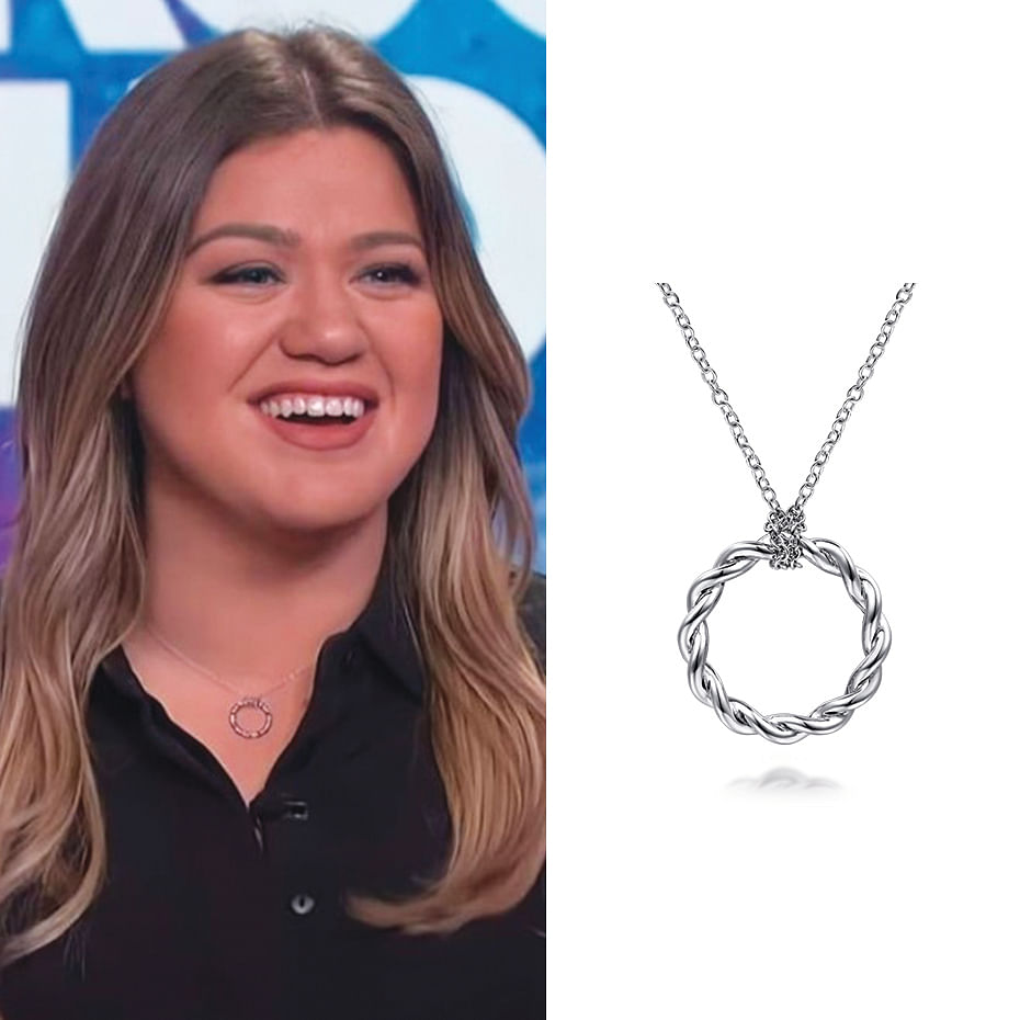 April 2021 Musician and host, Kelly Clarkson wore Gabriel & Co’s Stronger Together Necklace while performing on her TV Show, The Kelly Clarkson Show