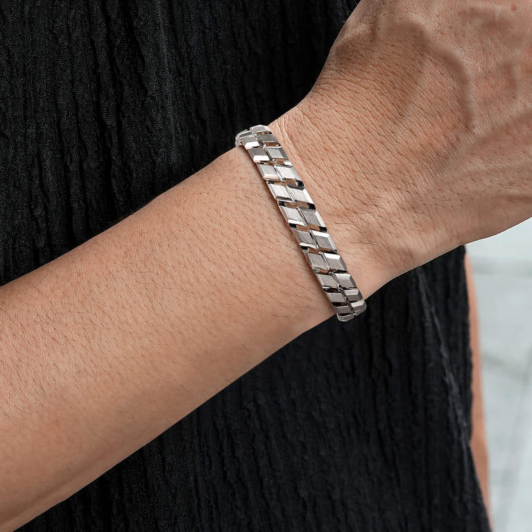 10mm 925 Sterling Silver Men's Solid Herringbone Chain Bracelet - Shot 3