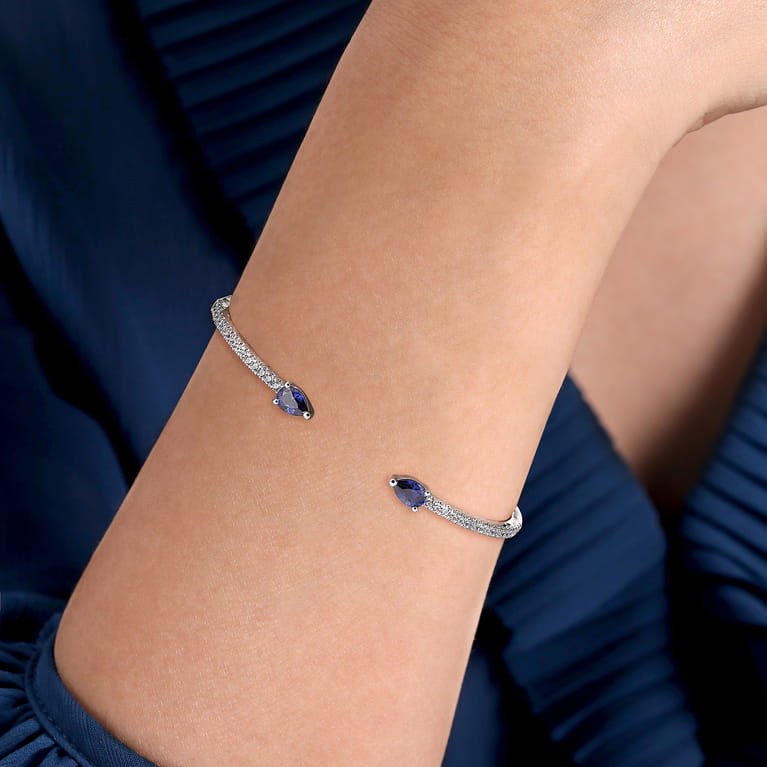 14K White Gold Arrow Sapphire and Diamond Cuff Bracelet - 0.5 ct - Shot 4
