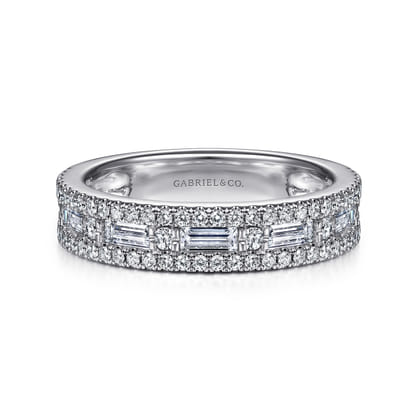 14K White Gold Baguette and Round Diamond Anniversary Band