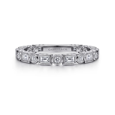 14K White Gold Baguette and Round Diamond Ring