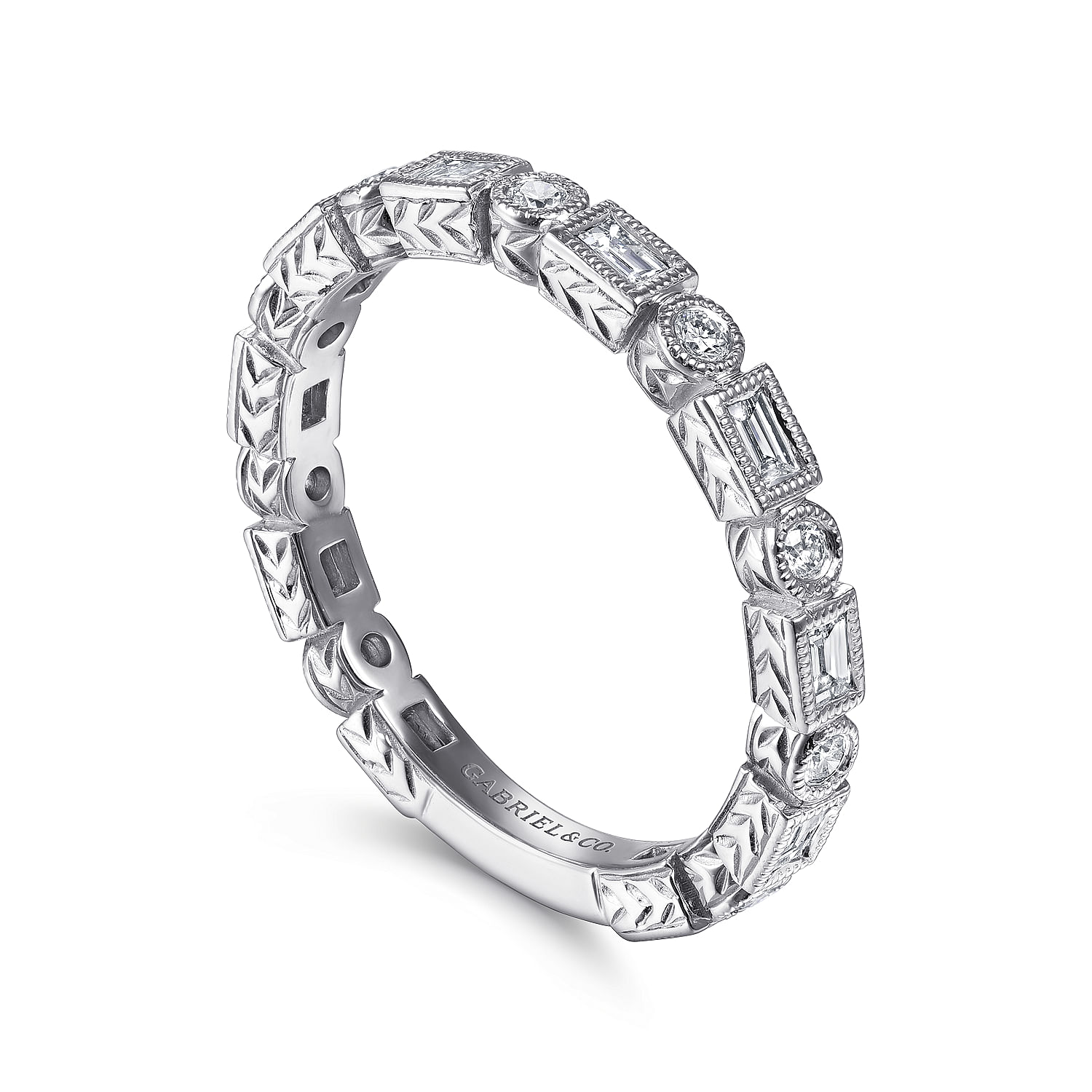 14K White Gold Baguette and Round Diamond Ring - 0.5 ct - Shot 3