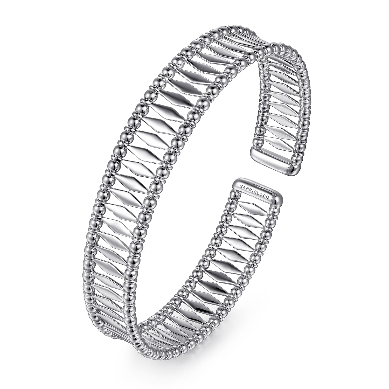 14K White Gold Bujukan Cuff Bracelet - Shot 2