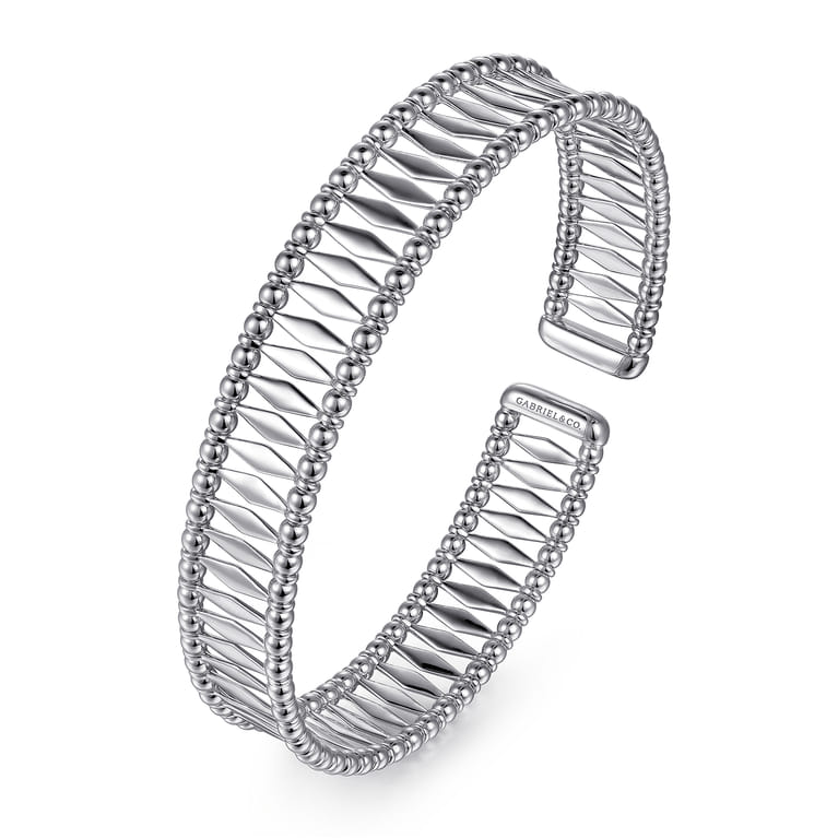 14K White Gold Bujukan Cuff Bracelet - Shot 2