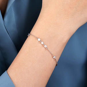 14K White Gold Chain Bracelet with Flat Rhombus Stations