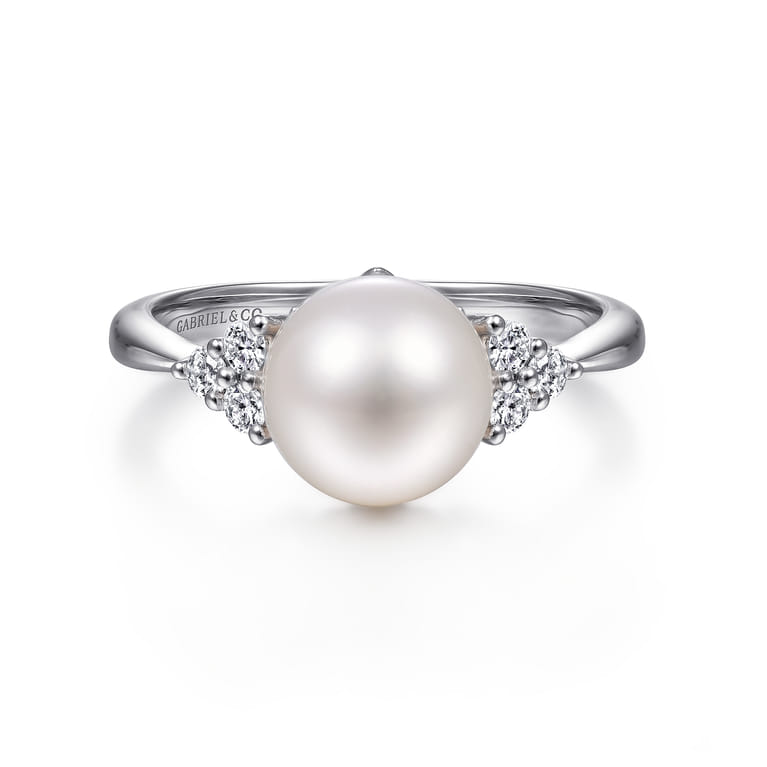 14K White Gold Cultured Pearl and Diamond Cluster Ring - 0.18 ct - Shot 1