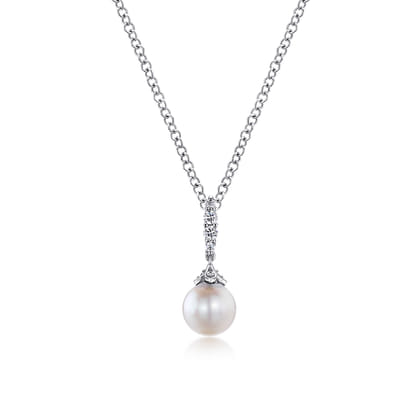 14K White Gold Cultured Pearl and Diamond Drop Pendant Necklace