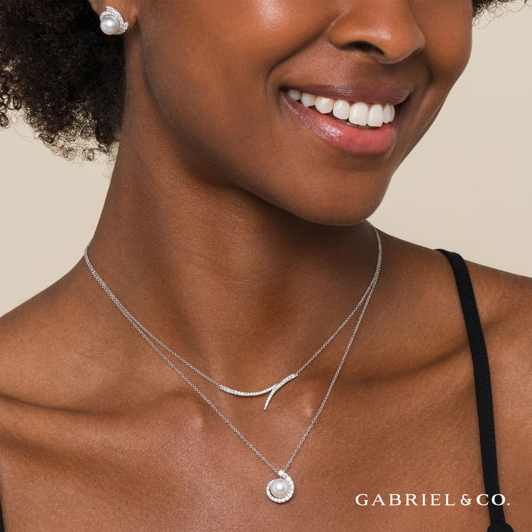 14K White Gold Curved Bypass Bar Necklace with Diamonds