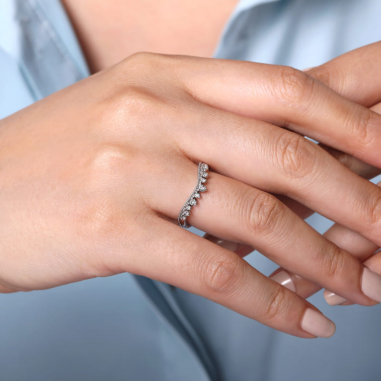 Curved Wedding Ring in 14k White Gold with Round Natural Diamond at Gabriel & Co. - Shot 5