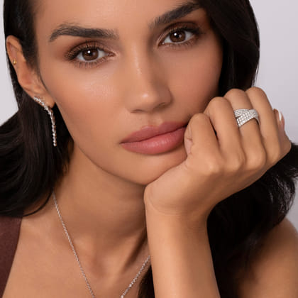 14K White Gold Curved Diamond Linear Stud Earrings