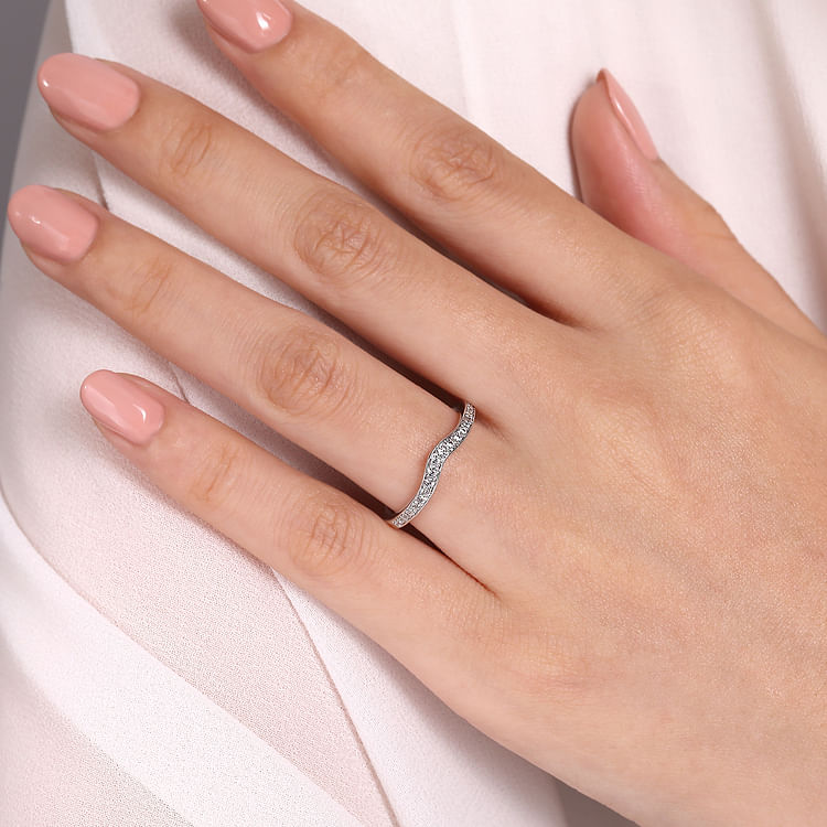 14K White Gold Curved Diamond Wedding Band