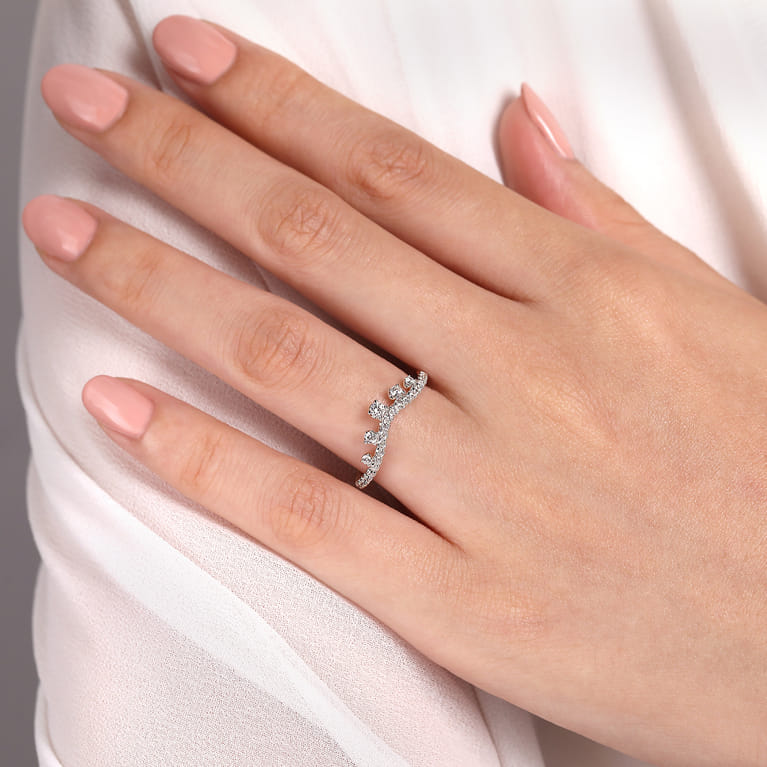 Curved Wedding Ring in 14k White Gold with Round Natural Diamond at Gabriel & Co. - Shot 5