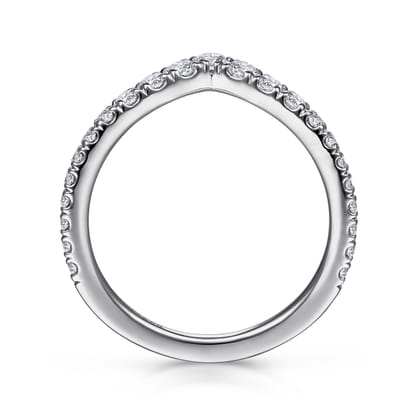 14K White Gold Curved V Diamond Wedding Band