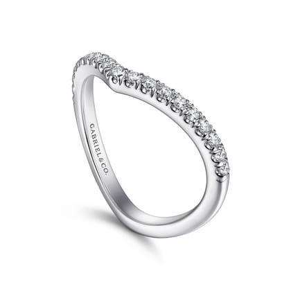 14K White Gold Curved V Diamond Wedding Band