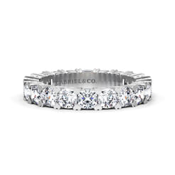 14K White Gold Cushion Cut Diamond Eternity Band with Heart Prongs