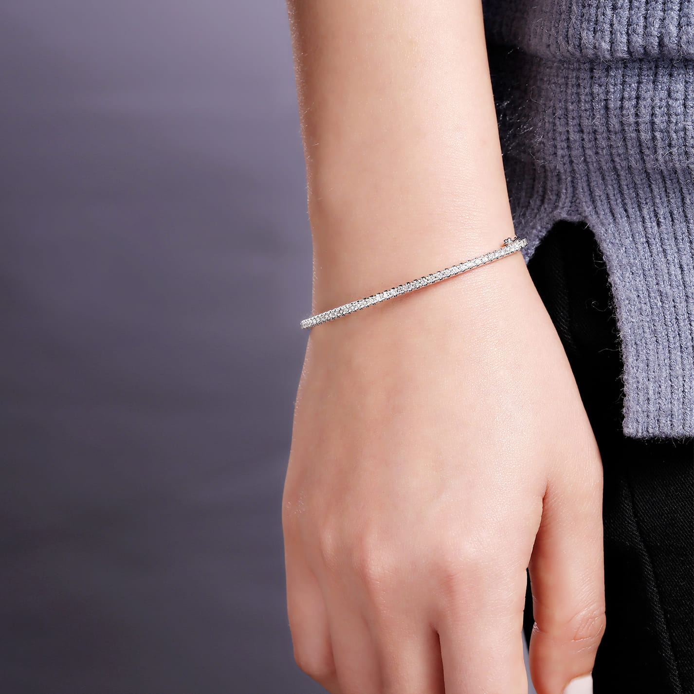 14K White Gold Diamond Bangle - 1.6 ct - Shot 4