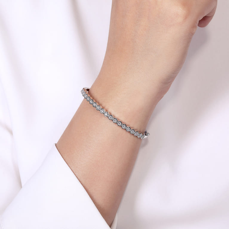 14K White Gold Diamond Bangle - 0.5 ct - Shot 4