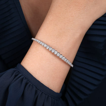 14K White Gold Diamond Bangle