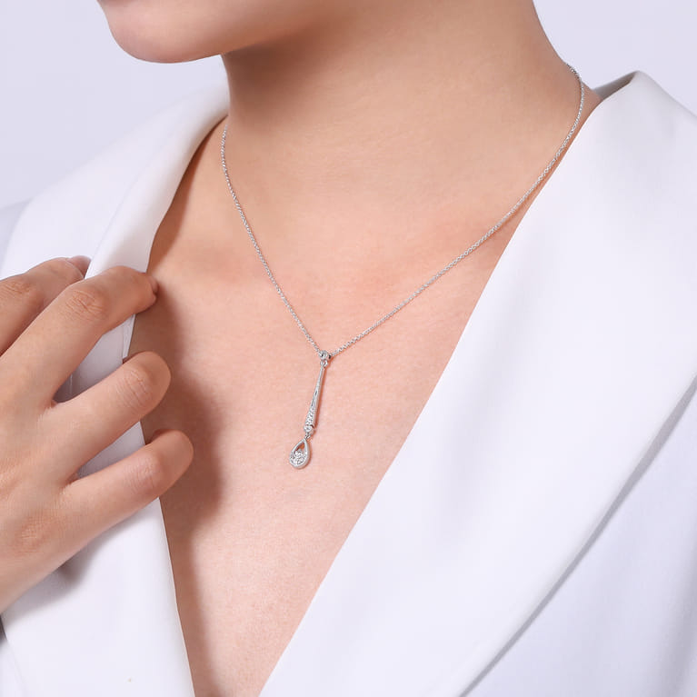 14K White Gold Diamond Bar and Teardrop Necklace - 0.17 ct - Shot 3