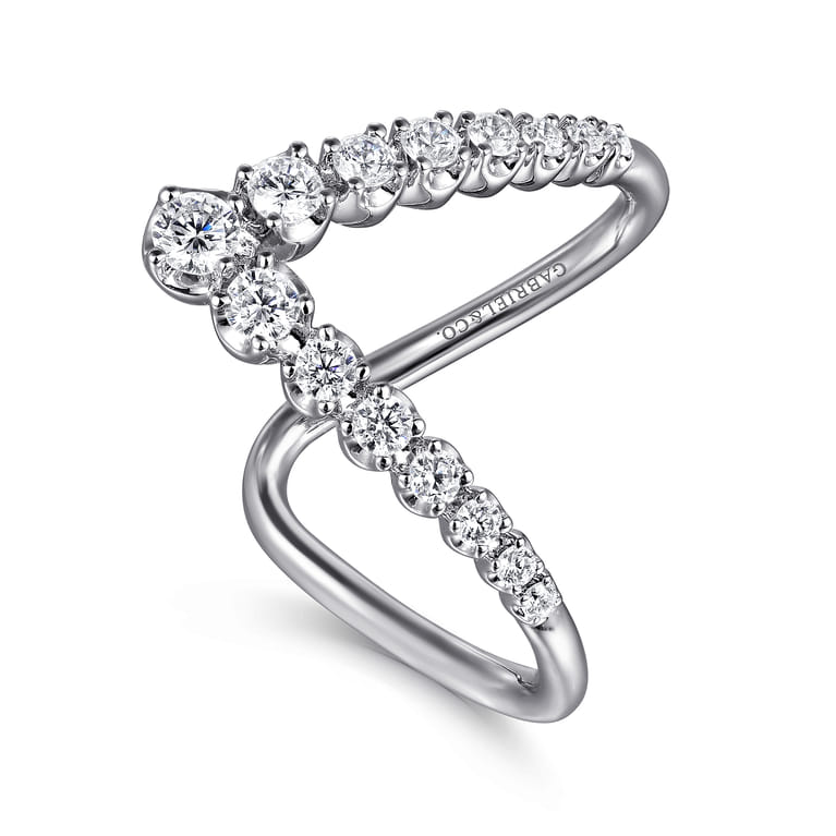 14K White Gold Diamond Chevron Ladies Ring - 0.5 ct - Shot 3