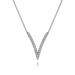 14K White Gold Diamond Chevron Necklace