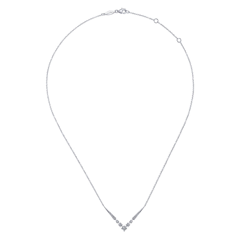 14K White Gold Diamond Chevron Necklace - 0.4 ct - Shot 2