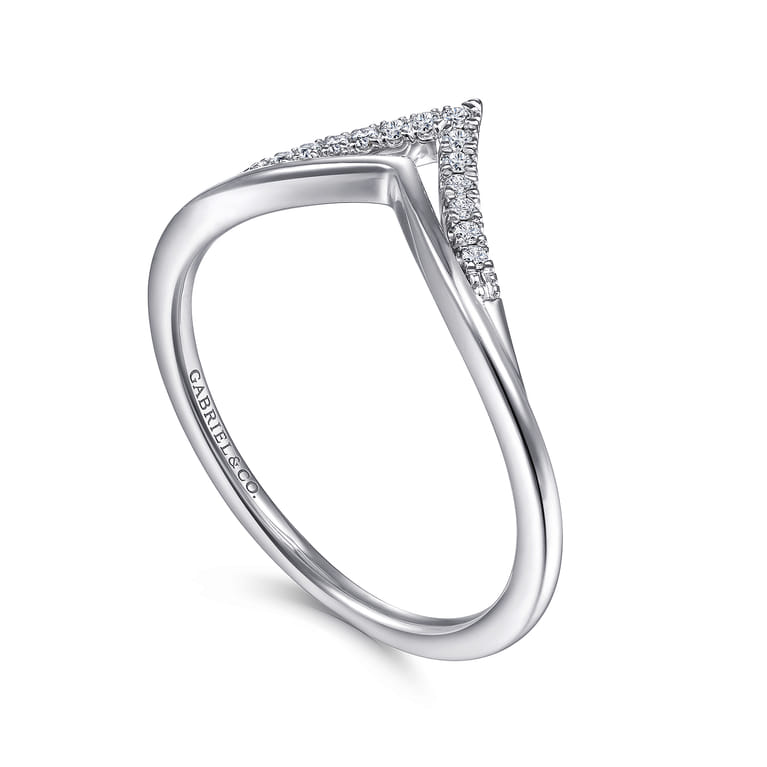 14K White Gold Diamond Chevron Ring - 0.06 ct - Shot 3