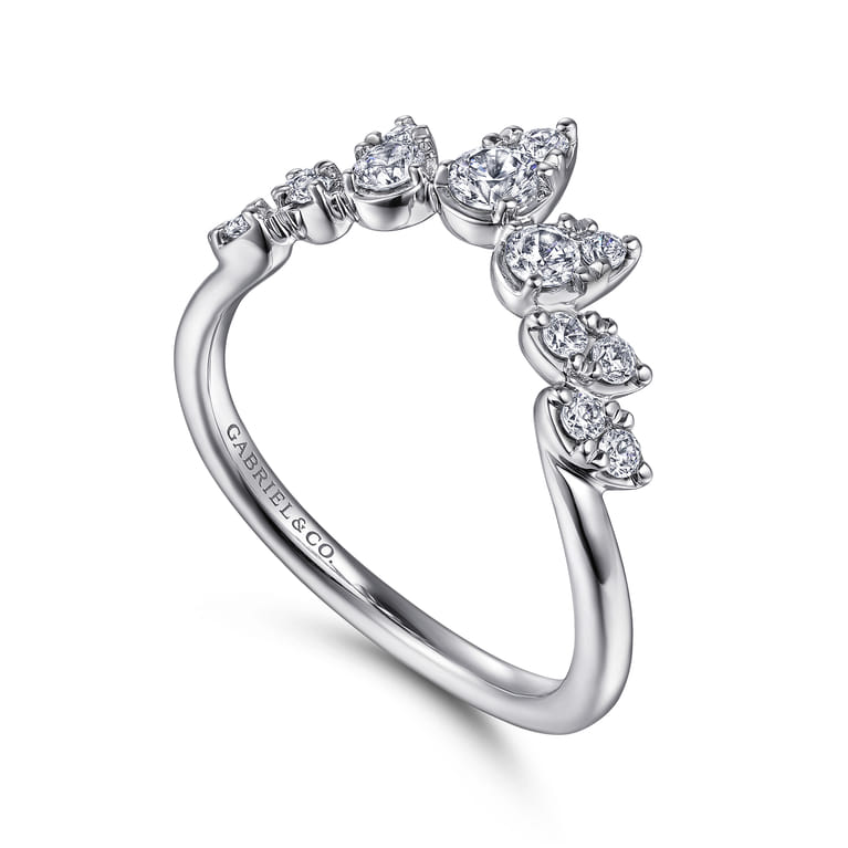 14K White Gold Diamond Chevron Ring - 0.4 ct - Shot 3