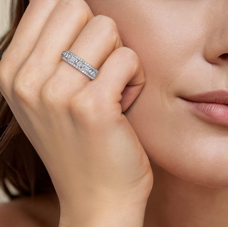 14K White Gold Diamond Classic Band Ring - 1 ct - Shot 6