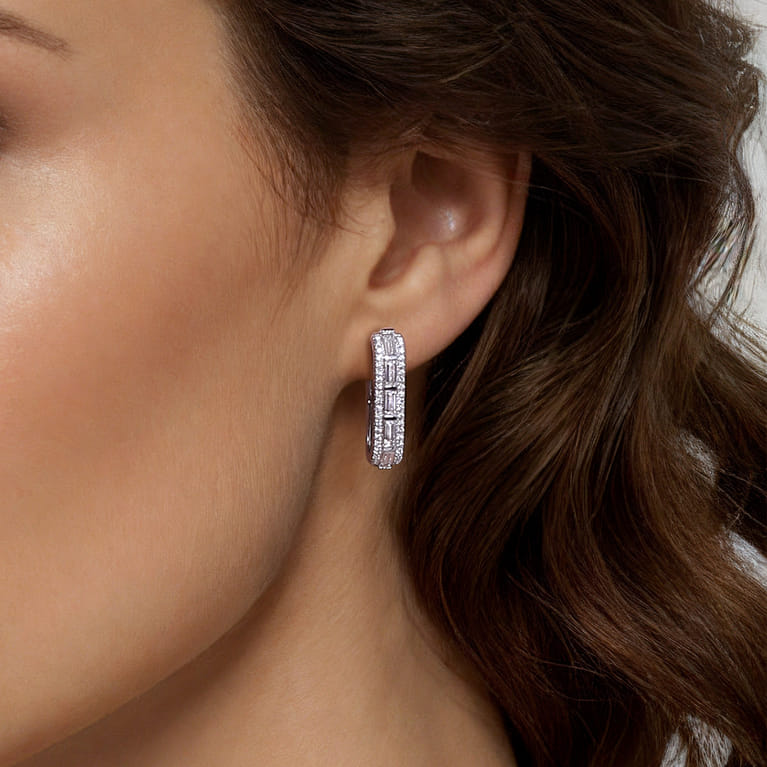 14K White Gold Diamond Classic Hoop Earrings - 1 ct - Shot 4