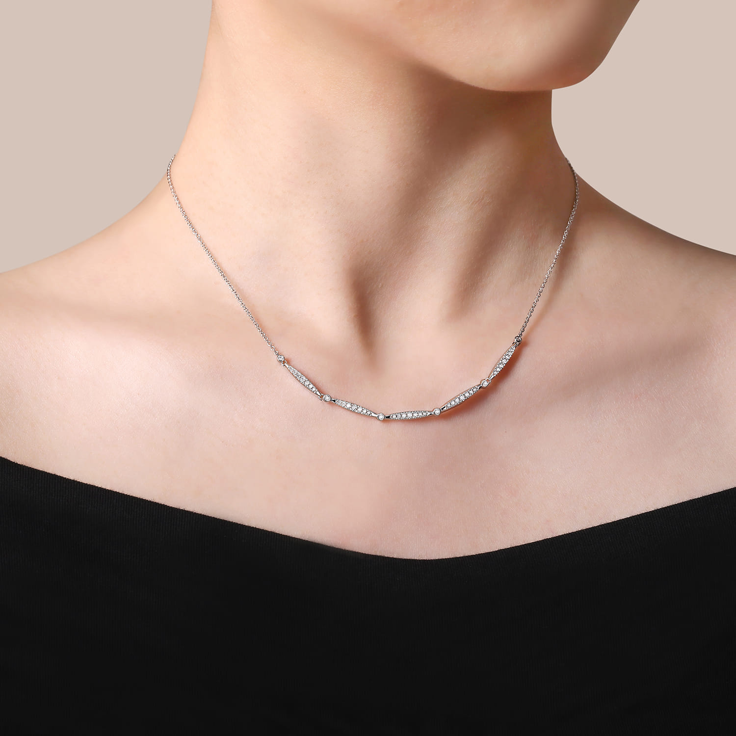 14K White Gold Diamond Classic Necklace - 0.4 ct - Shot 3