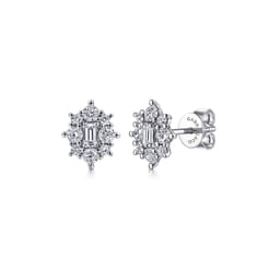 14K White Gold Diamond Classic Stud Earrings