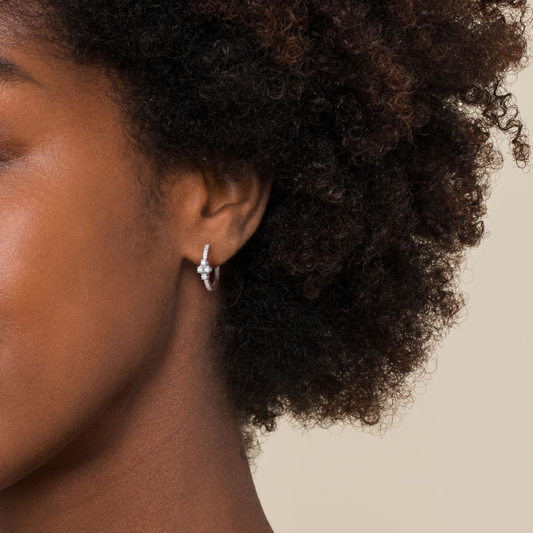 14K White Gold Diamond Clover Huggie Earrings