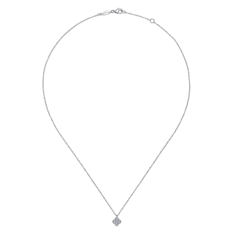 14K White Gold Diamond Clover Pendant Necklace - 0.25 ct - Shot 2