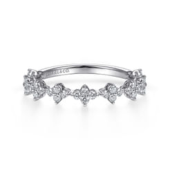 14K White Gold Diamond Clover Station Stackable Ring