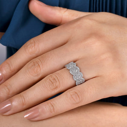 14K White Gold Diamond Cluster Oval Station Ring