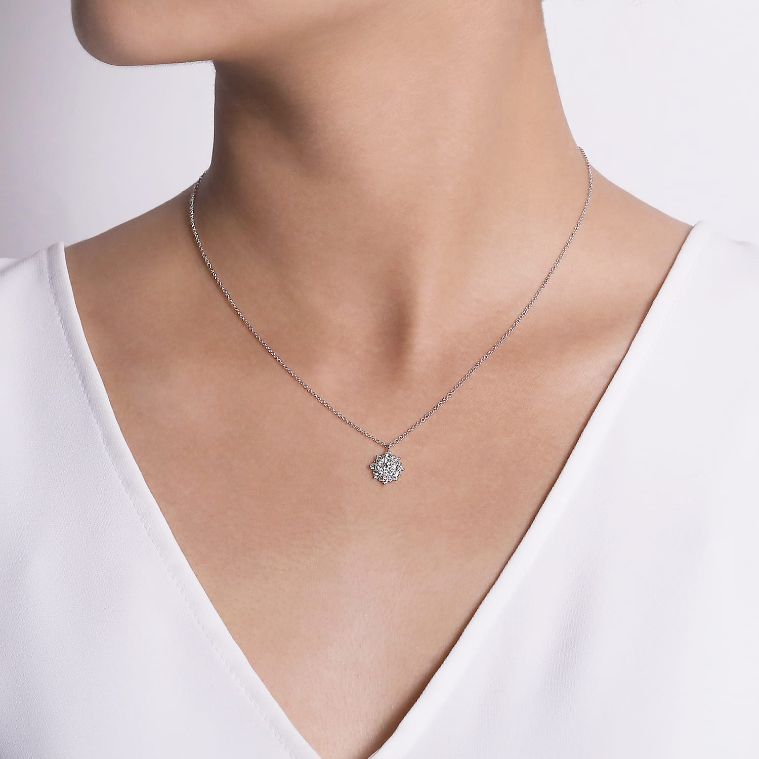 14K White Gold Diamond Cluster Pendant Necklace - 0.4 ct - Shot 3