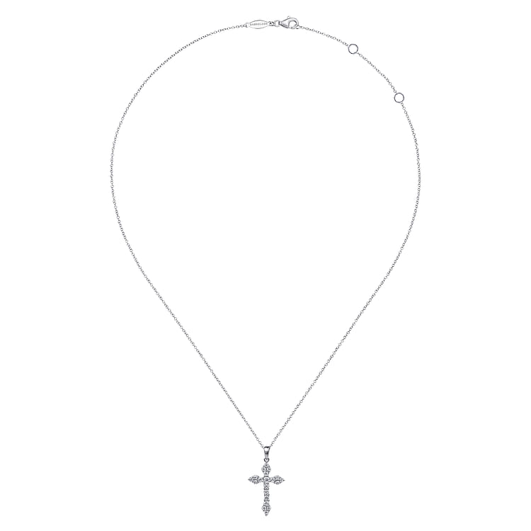 14K White Gold Diamond Cross Pendant Necklace