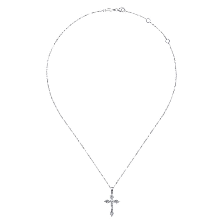 14K White Gold Diamond Cross Pendant Necklace - 0.6 ct - Shot 2