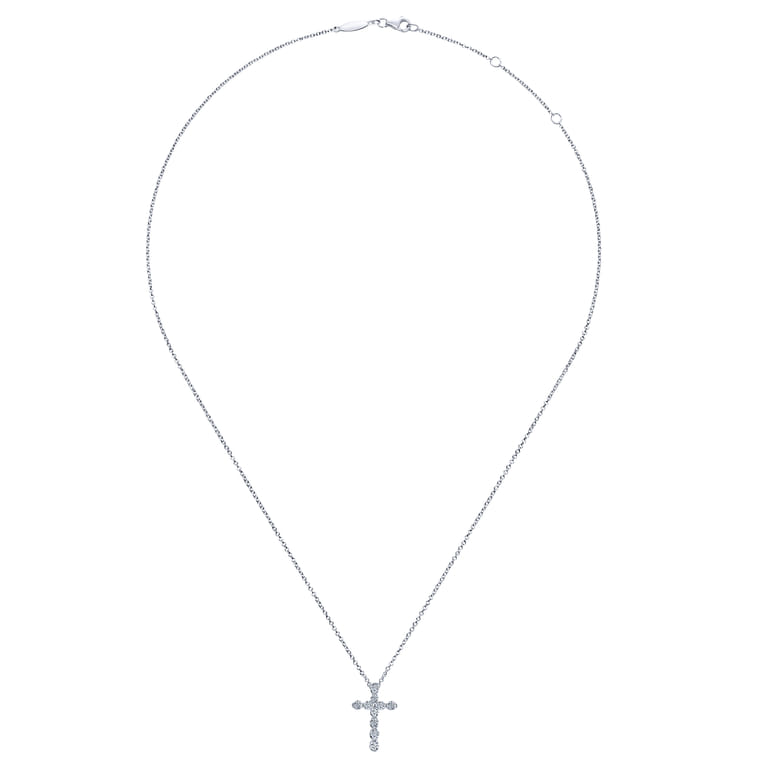 14K White Gold Diamond Cross Pendant Necklace - 0.75 ct - Shot 2