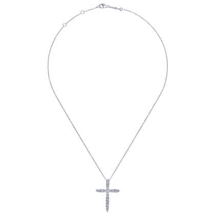 14K White Gold Diamond Cross Pendant Necklace