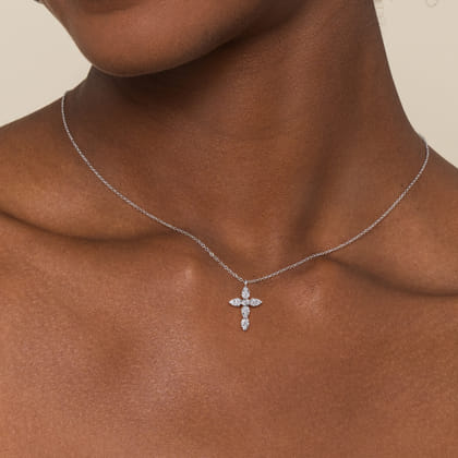 14K White Gold Diamond Cross Pendant Necklace