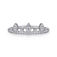 14K White Gold Diamond Crown Bujukan Ring