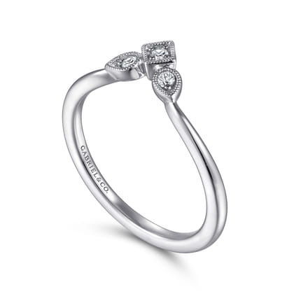 14K White Gold Diamond Curved Anniversary Band