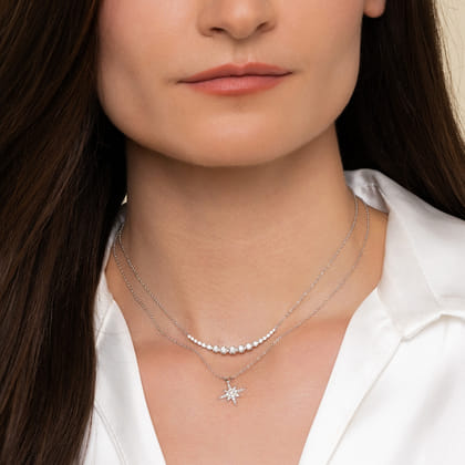 14K White Gold Diamond Curved Bar Necklace