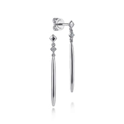 14K White Gold Diamond Drop Earrings