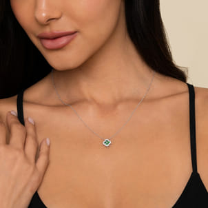 14K White Gold Diamond  Emerald Clover Pendant Necklace