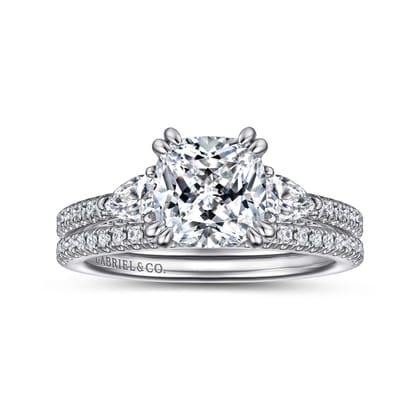 14K White Gold Diamond Engagement Ring