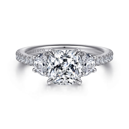 14K White Gold Diamond Engagement Ring