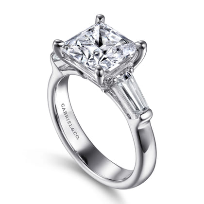 14K White Gold Diamond Engagement Ring